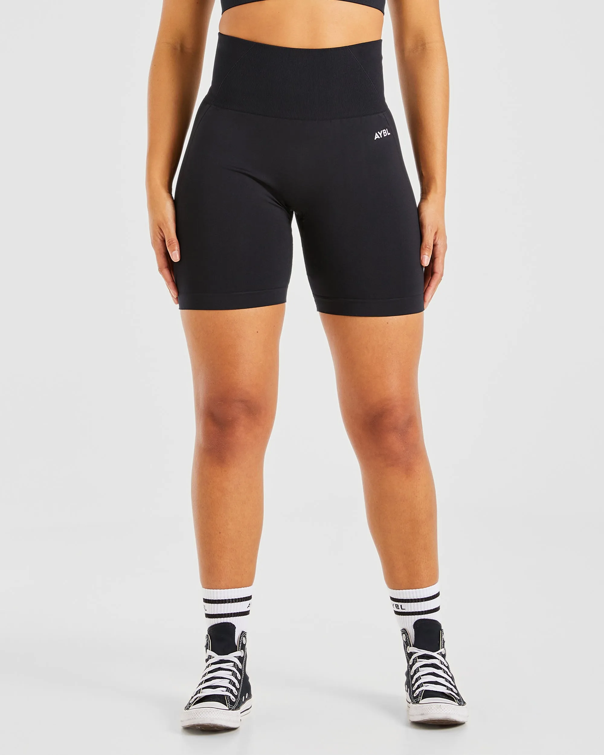 Empower Seamless Cycling Shorts - Black